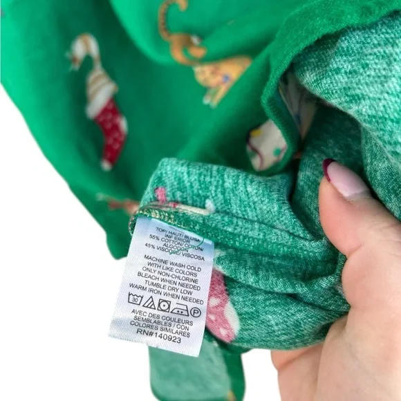 NWT The LOFT Cat Kittens Christmas Pajama Top - Size Medium - Green - Picture 10 of 12